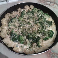 Запеканка из макарон и брокколи