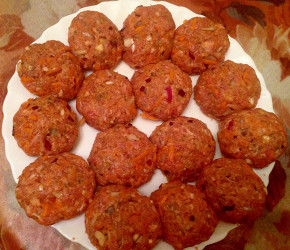 Фотография рецепта Мясные котлеты с морковью на пару