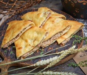Фотография рецепта Грузинский мясной пирог