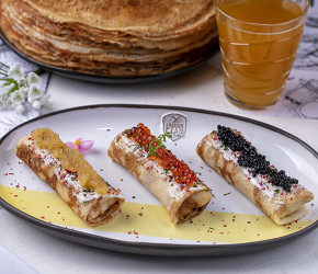 Фотография рецепта Блины на пиве с крабовым мясом
