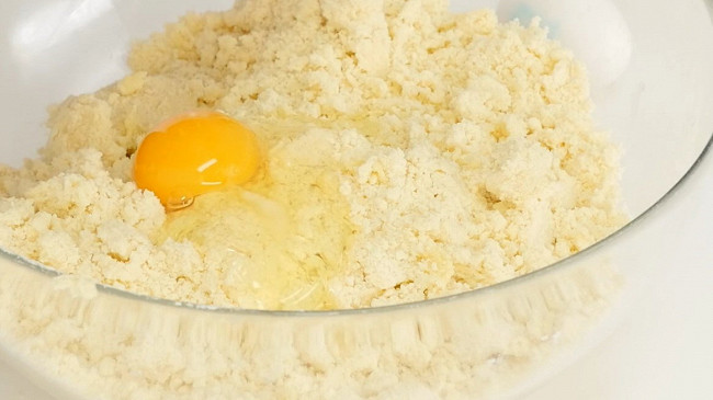 Фото шага рецепта Швейцарский ореховый торт нуссторте 92684 шаг 4