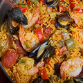 Фотография рецепта Быстрая паэлья с колбасой и морскими гадами автор elpukhova