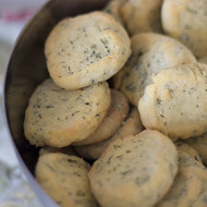 Сырное печенье с творогом