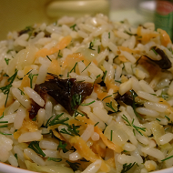 Курица, фаршированная рисом и черносливом