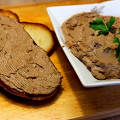 Фотография рецепта Паштет из куриной печени с вешенками автор Похлёбкин Шоу