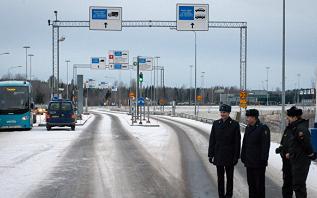 Автобусы с пассажирами из Петербурга не пустили в Финляндию