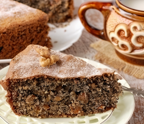 Фотография рецепта Быстрый пирог с орехами и изюмом