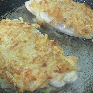 Белая рыба в картофельной корочке