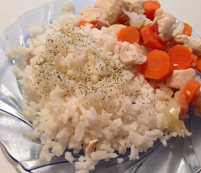 Фотография рецепта Курица, тушеная с морковью и луком