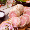 Фотография рецепта Мясной рулет с колбасой автор Матильда Огурцова