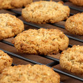Фотография рецепта Домашнее овсяное печенье с грецкими орехами автор Anna Sazanova