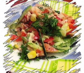 Фотография рецепта Салат с копченой курицей, овощами и кукурузой
