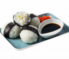 Фотография рецепта Японские рисовые шарики с курицей и сельдереем