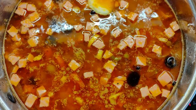 Фото шага рецепта Мясная солянка с картофелем 174725 шаг 18