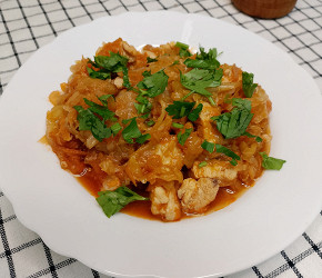 Фотография рецепта Тушеная капуста с курицей