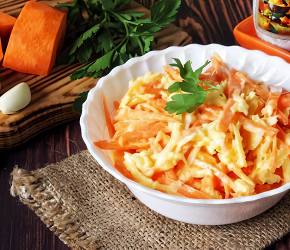Фотография рецепта Салат с морковью и сыром
