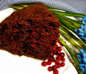 Фотография рецепта Брусничный кекс с кусочками шоколада