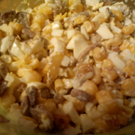 Грибной салат с кукурузой
