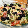Фотография рецепта Итальянский салат с сыром и макаронами автор Олеся Кудесница леса