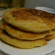 Быстрые сырные лепешки