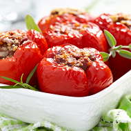 Перцы фаршированные пряной бараниной
