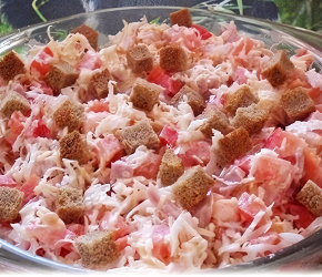Фотография рецепта Салат из копченой курицы с овощами