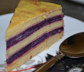 Фотография рецепта Блинный торт с лимонным курдом и черникой