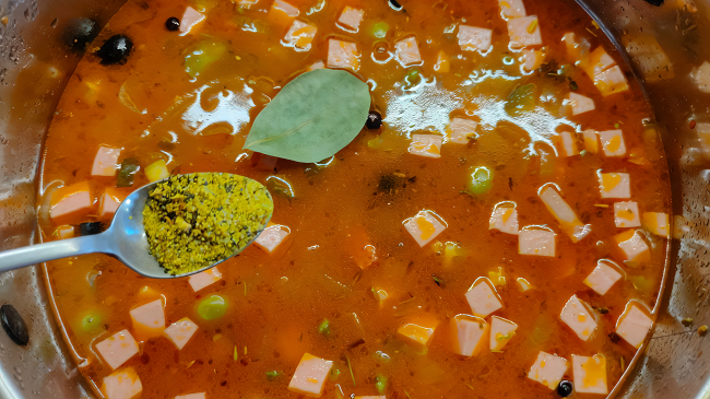 Фото шага рецепта Мясная солянка с картофелем 174725 шаг 15