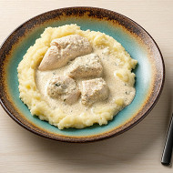 Курица в сливках с картофельным пюре