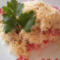 Фотография рецепта Салат с куриным филе, сухариками и овощами автор Anna Кova