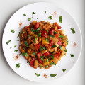 Фотография рецепта Паприкаш с зелеными яблоками из курицы автор Екатерина Куртяш