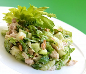 Фотография рецепта Салат из курицы, яблок и сельдерея