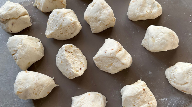 Фото шага рецепта Лепешки с луком 187337 шаг 10