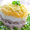 Фотография рецепта Куриный салат с грибами и сыром автор Anna Sazanova