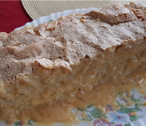 Фотография рецепта Безе-торт с лимонным кремом и орехами