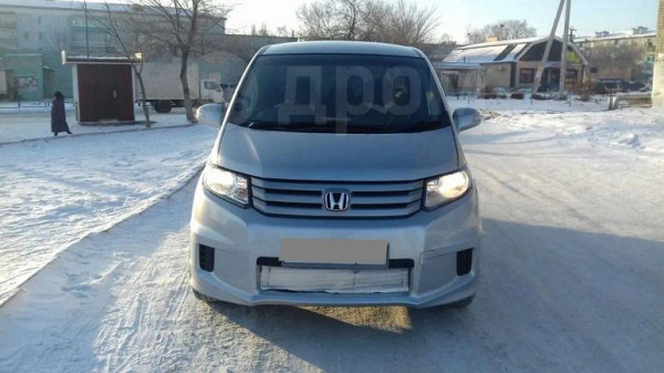 Honda Freed Spike 2012 в Челябинске, подогрев