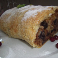 Венский штрудель с яблоками
