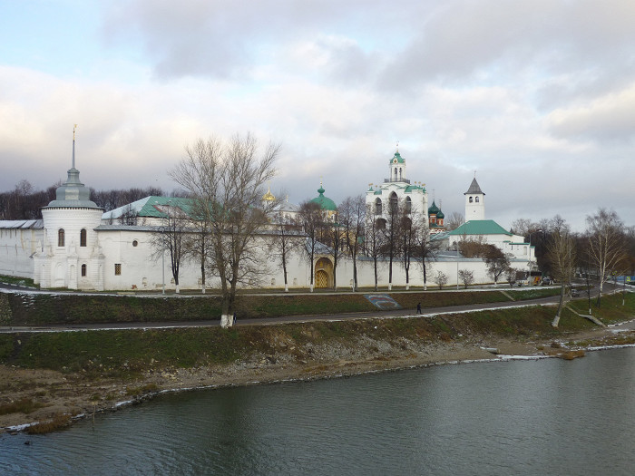 Ярославский Спасо Преображенский монастырь