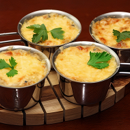 Жюльен с курицей и вешенками