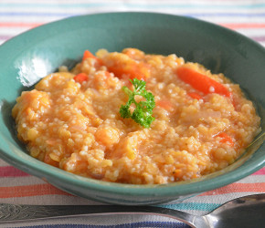 Фотография рецепта Томатный суп-похлебка с кускусом, сладким перцем и острым чили