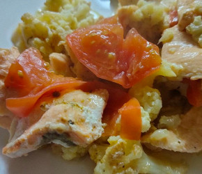 Фотография рецепта Семга с цветной капустой и помидорами