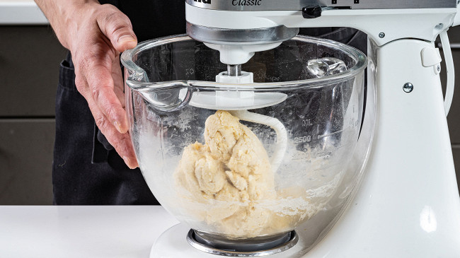 Фото шага рецепта Чесночный хлеб 191654 шаг 5