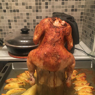 Курица на банке