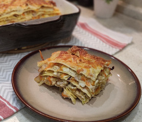 Фотография рецепта Лазанья с капустой и куриными бедрышками