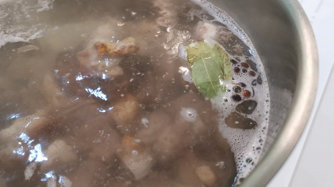 Фото шага рецепта Мясной суп с квашеной капустой 175952 шаг 8