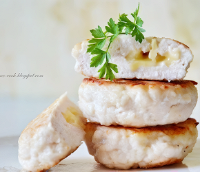 Фотография рецепта Куриные котлетки с сыром овсянкой
