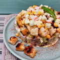 Фотография рецепта Салат с кукурузой и сухариками автор Лоскутова Марианна