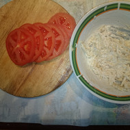 Куриное филе в духовке под сыром с овощами