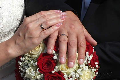 Социологи определили идеальный возраст для брака
