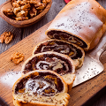 Фотография рецепта Штрудель с маком, орехами и курагой автор Еда